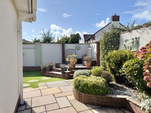 Photo 11- click for photo gallery